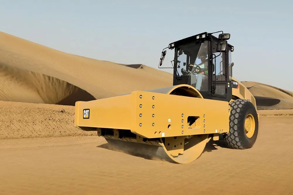 CAT CS78B Valsetog Zeppelin Rental